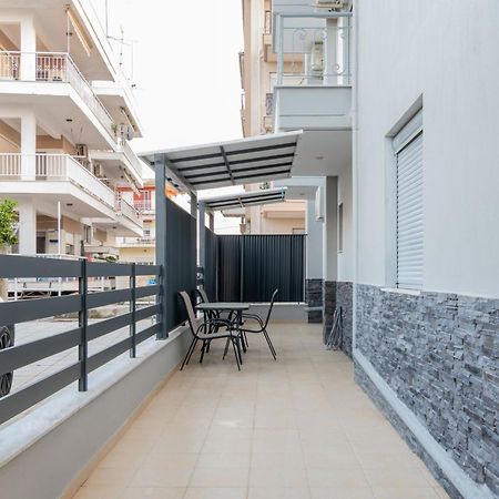 Sithoniars Luxury Ground Floor Apartment With Private Garden Neos Marmaras Eksteriør billede