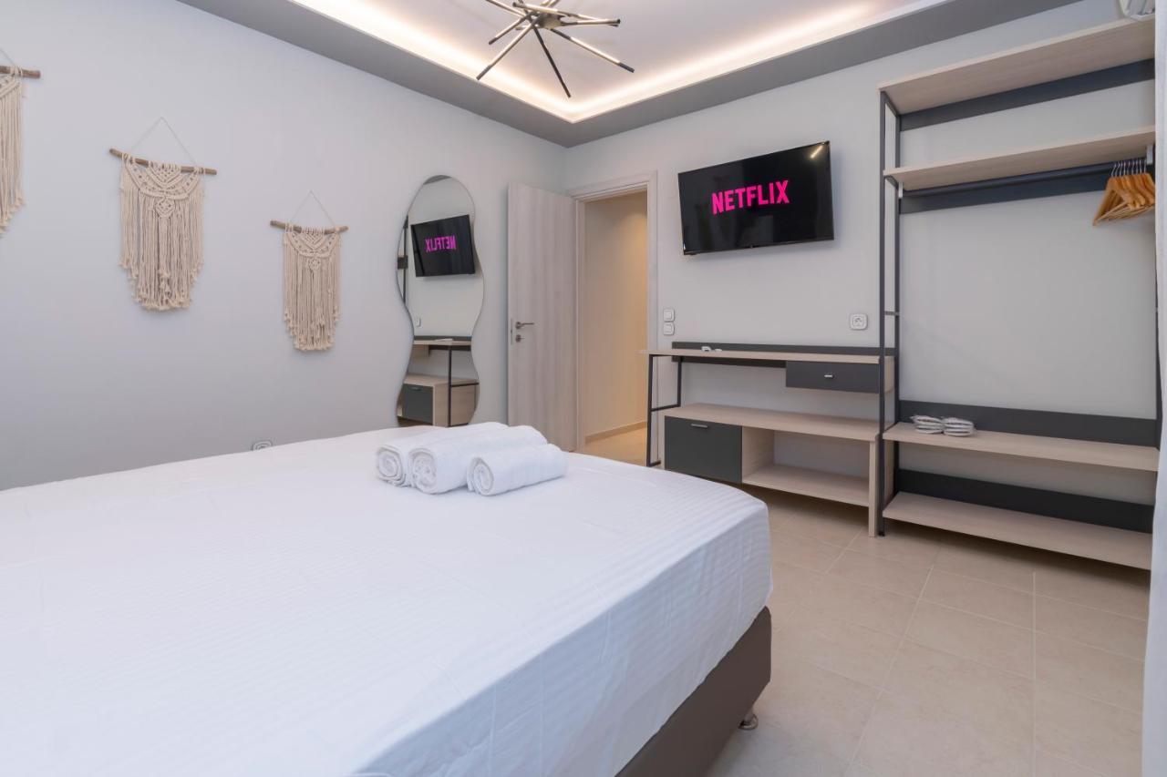 Sithoniars Luxury Ground Floor Apartment With Private Garden Neos Marmaras Eksteriør billede
