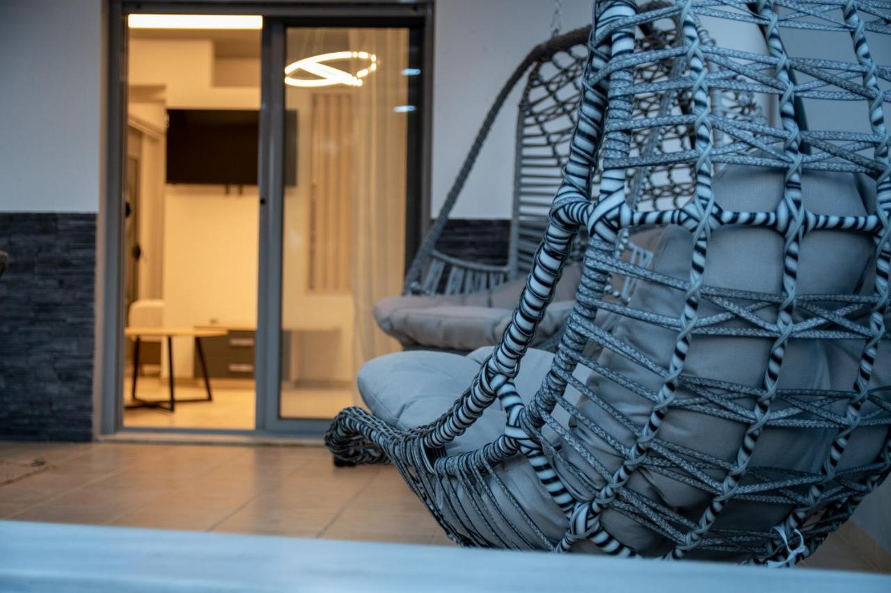 Sithoniars Luxury Ground Floor Apartment With Private Garden Neos Marmaras Eksteriør billede