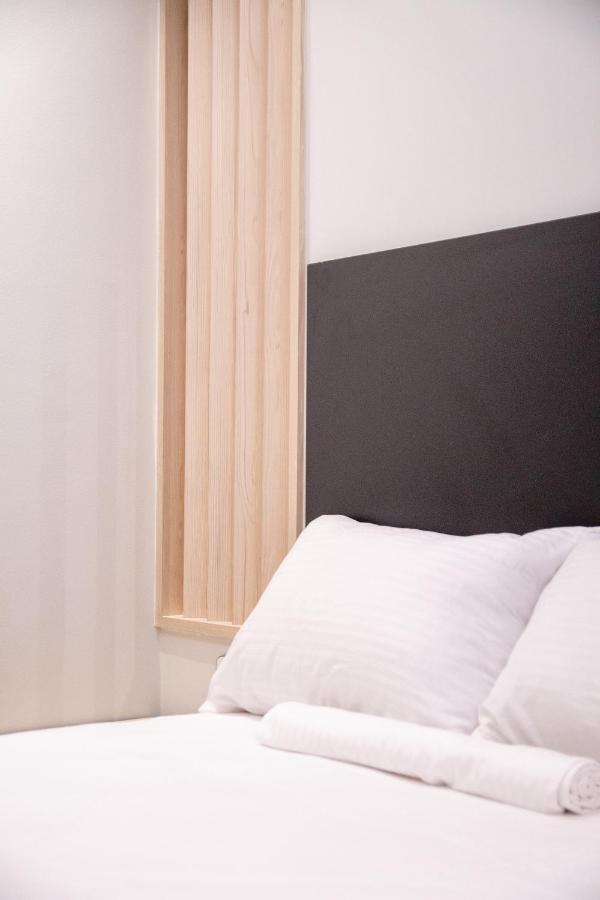 Sithoniars Luxury Ground Floor Apartment With Private Garden Neos Marmaras Eksteriør billede