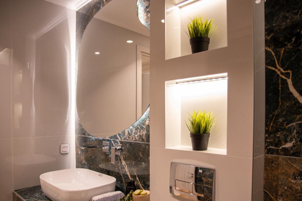 Sithoniars Luxury Ground Floor Apartment With Private Garden Neos Marmaras Eksteriør billede