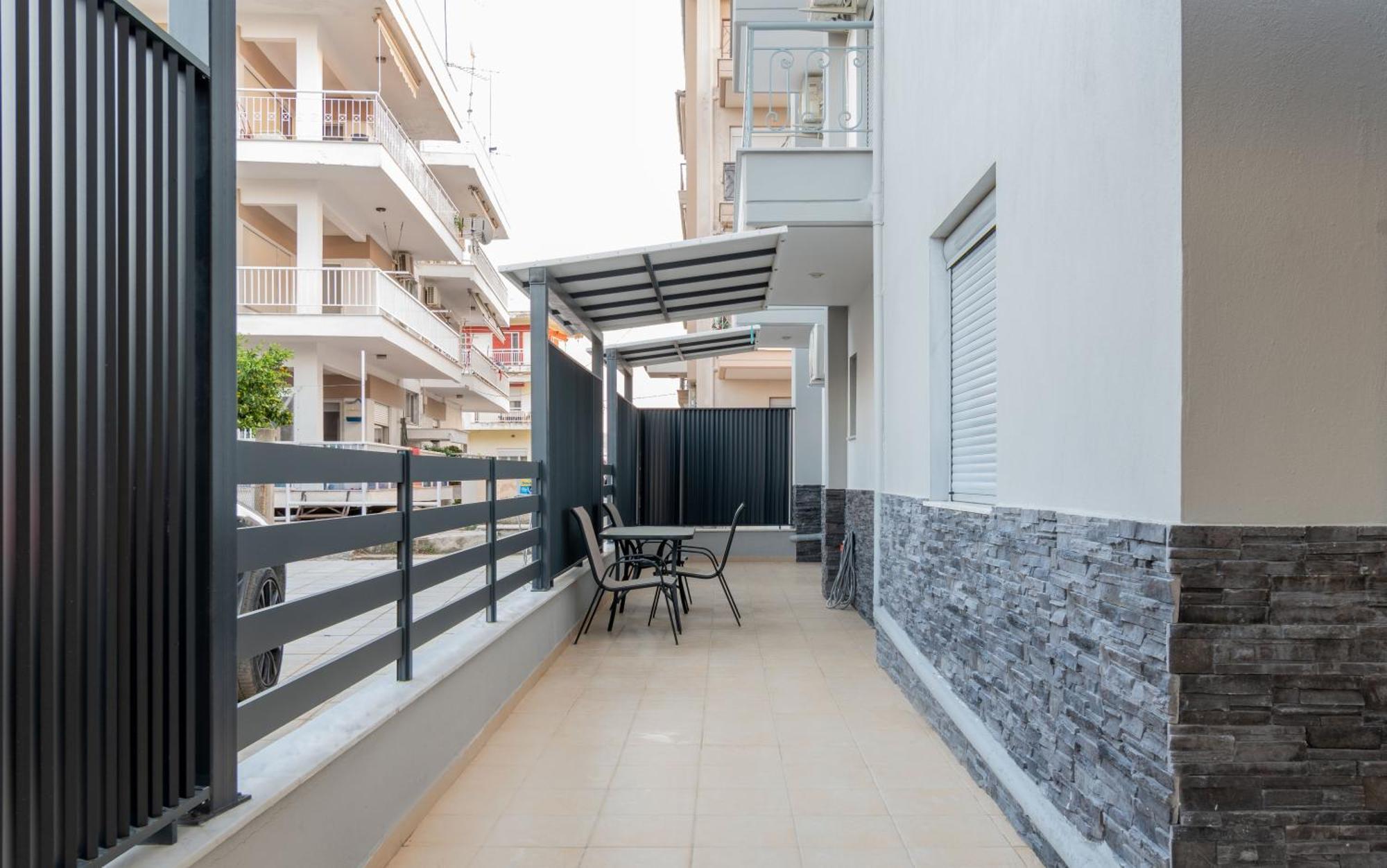 Sithoniars Luxury Ground Floor Apartment With Private Garden Neos Marmaras Eksteriør billede