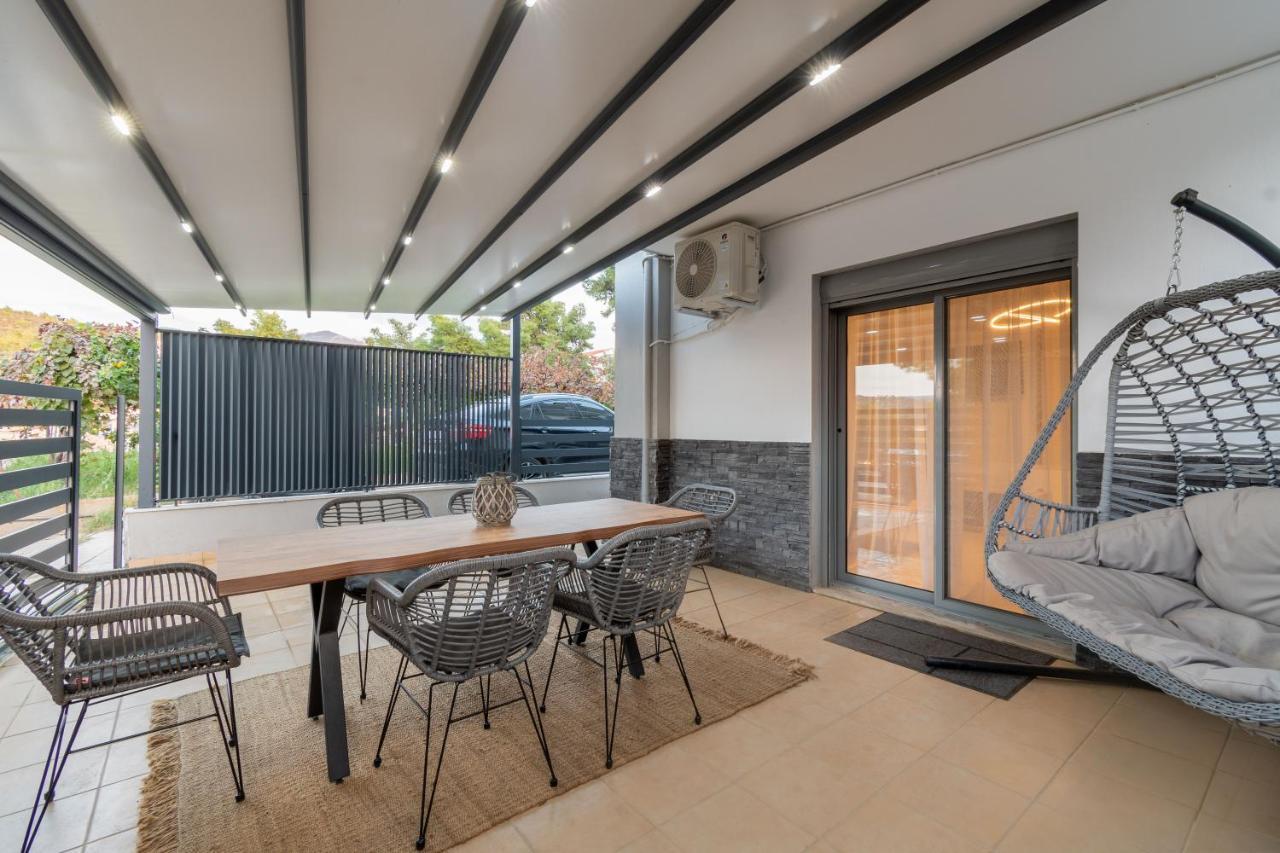Sithoniars Luxury Ground Floor Apartment With Private Garden Neos Marmaras Eksteriør billede